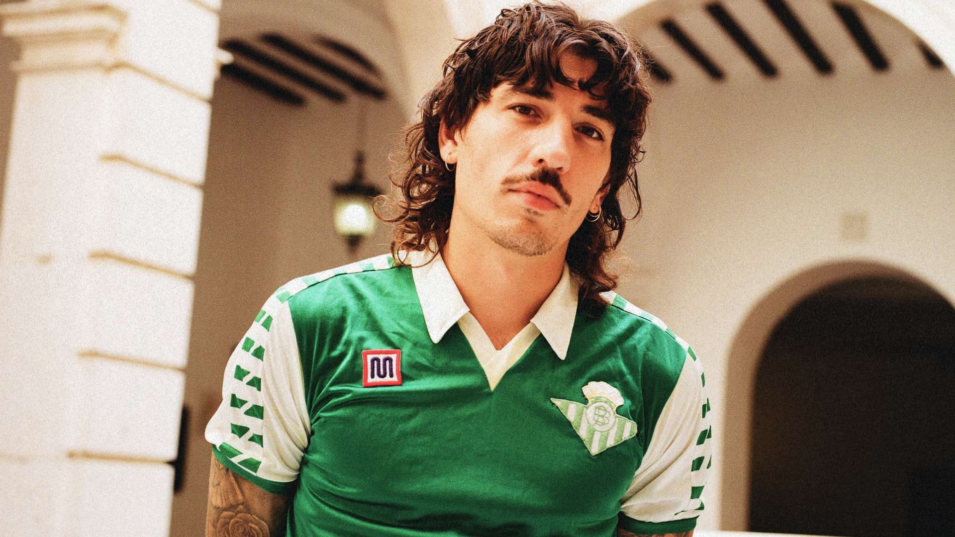 位球迷在观 位球迷在观